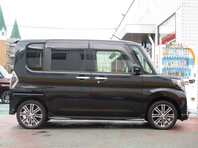 DAIHATSU TANTO CUSTOM 2018 Image 31