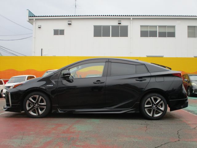 TOYOTA PRIUS 2019 Image 31