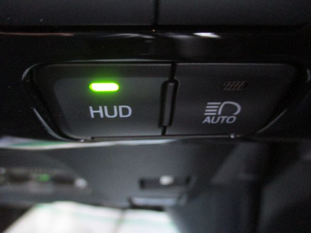 TOYOTA PRIUS 2019 Image 31