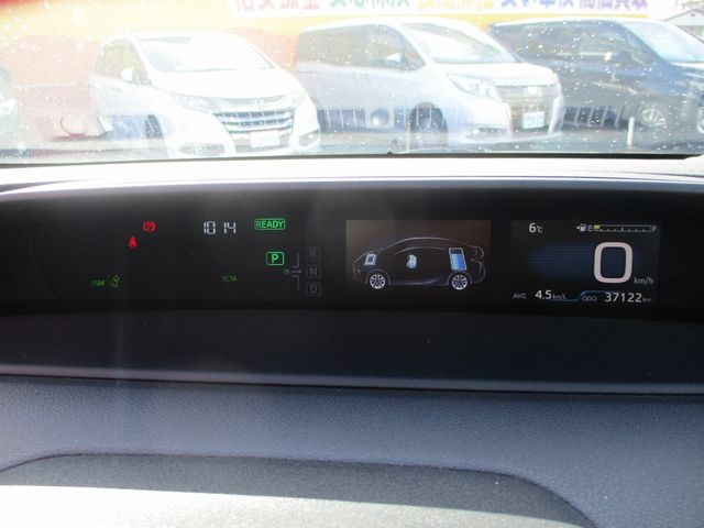 TOYOTA PRIUS 2019 Image 31