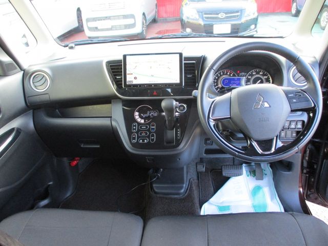 MITSUBISHI EK SPACE CUSTOM 4WD 2017 Image 31