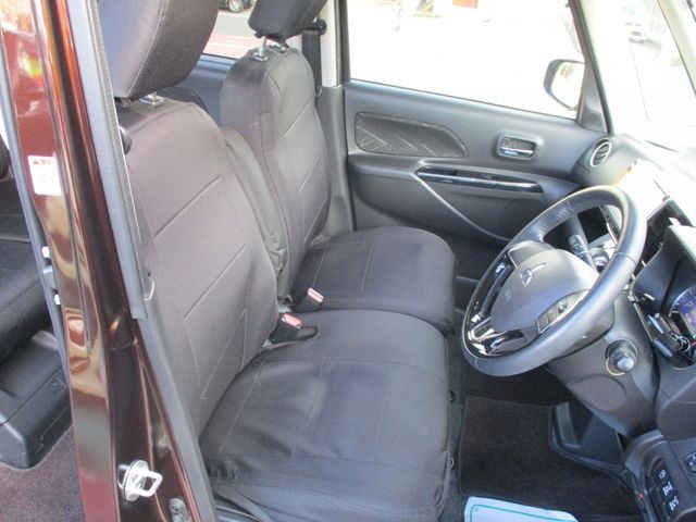 MITSUBISHI EK SPACE CUSTOM 4WD 2017 Image 31