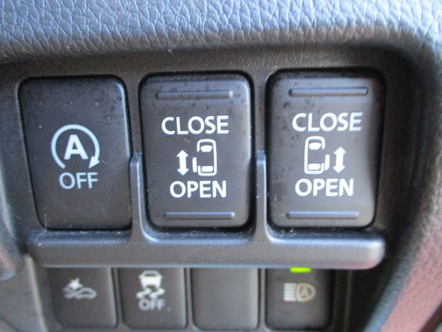 MITSUBISHI EK SPACE CUSTOM 4WD 2017 Image 31