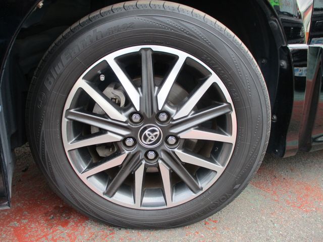 TOYOTA VOXY 2015 Image 31