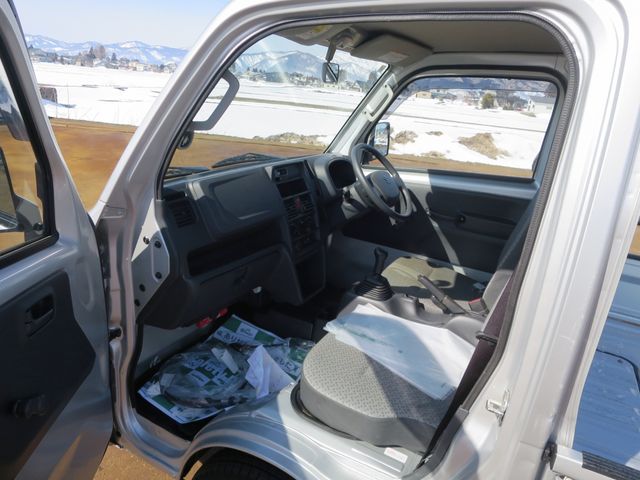 SUZUKI CARRY TRUCK 4WD 2022 Image 31