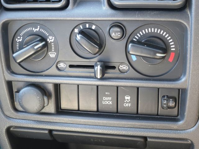 SUZUKI CARRY TRUCK 4WD 2022 Image 31