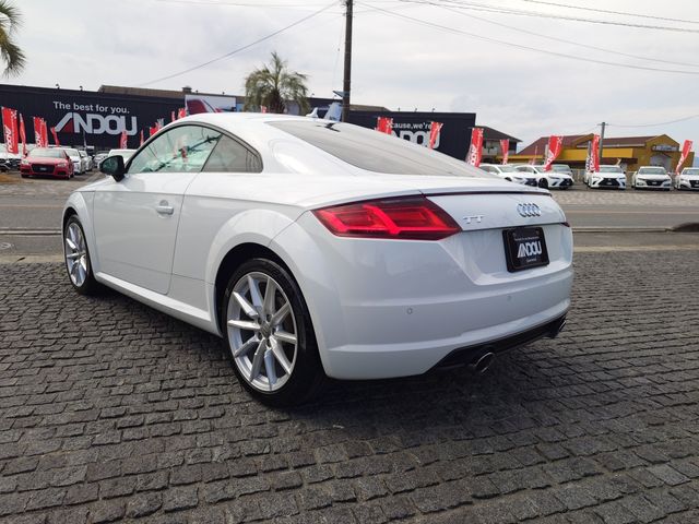 AUDI TT COUPE 2017 Image 31