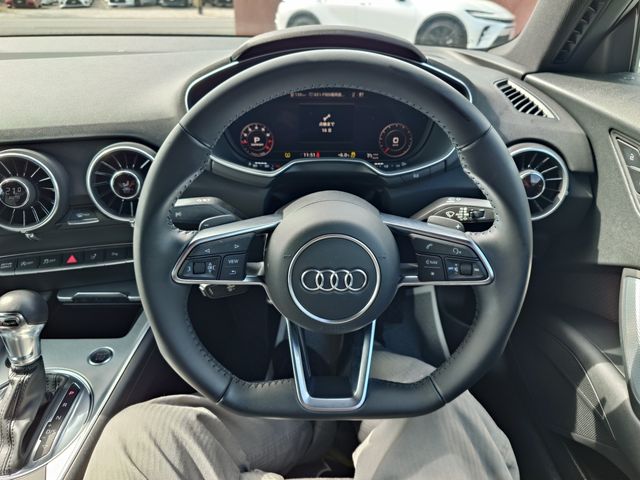 AUDI TT COUPE 2017 Image 31
