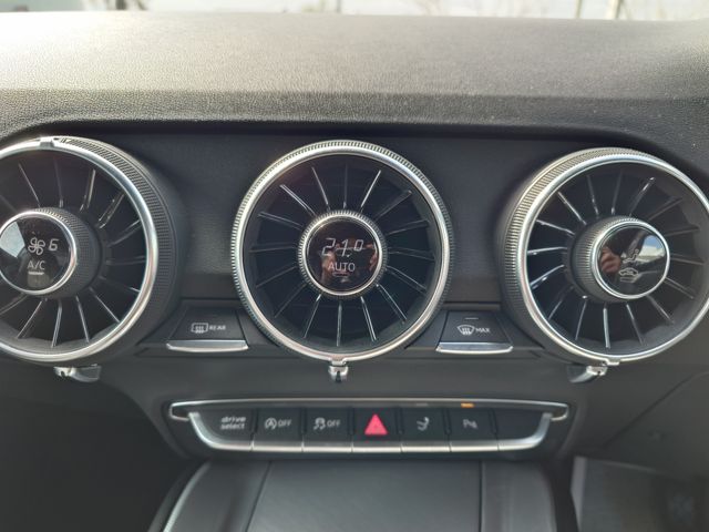 AUDI TT COUPE 2017 Image 31