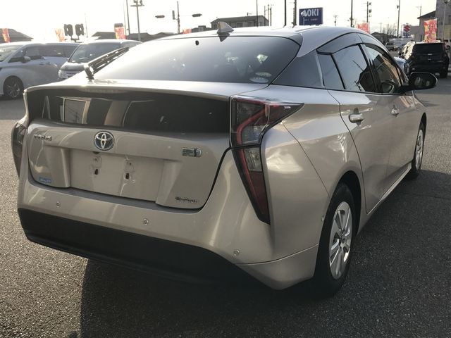 TOYOTA PRIUS 4WD 2017 Image 31