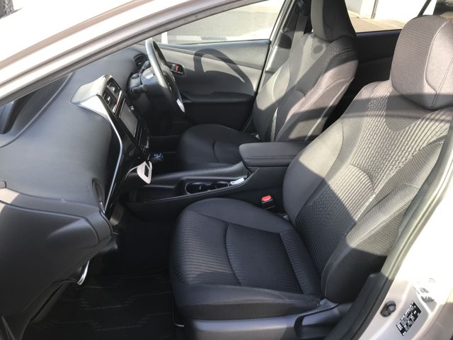 TOYOTA PRIUS 4WD 2017 Image 31