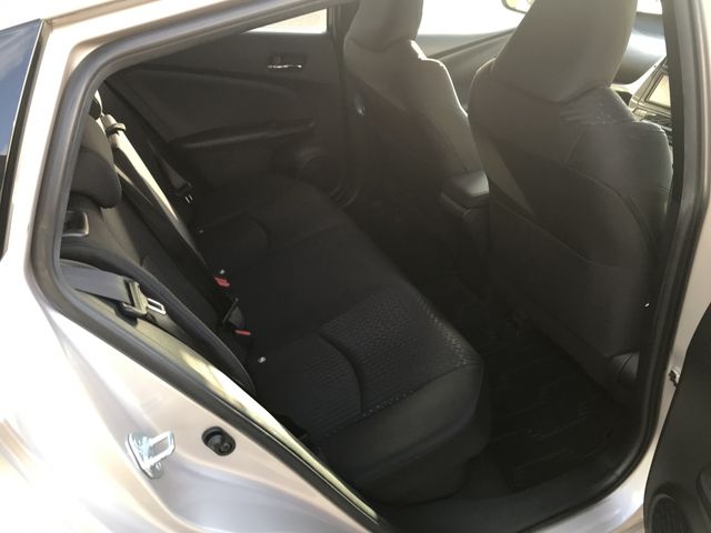 TOYOTA PRIUS 4WD 2017 Image 31