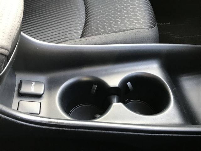 TOYOTA PRIUS 4WD 2017 Image 31