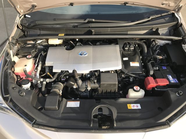 TOYOTA PRIUS 4WD 2017 Image 31