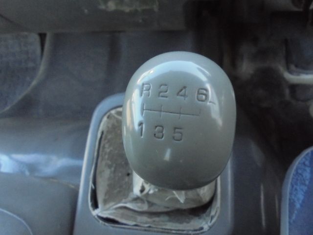 MITSUBISHI FUSOU FIGHTER 2002 Image 31