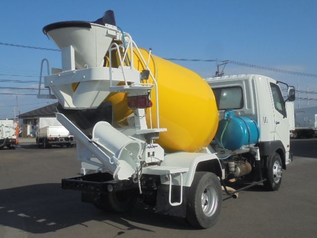 MITSUBISHI FUSOU FIGHTER 2002 Image 31