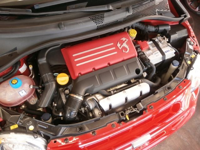 FIAT ABARTH 595 2019 Image 31