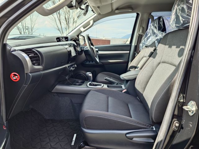 TOYOTA HILUX 4WD 2021 Image 31