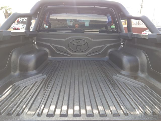 TOYOTA HILUX 4WD 2021 Image 31