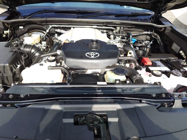 TOYOTA HILUX 4WD 2021 Image 31