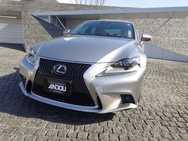 TOYOTA LEXUS IS300H 2013 Image 31