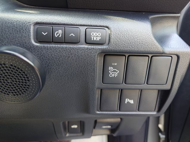 TOYOTA LEXUS IS300H 2013 Image 31