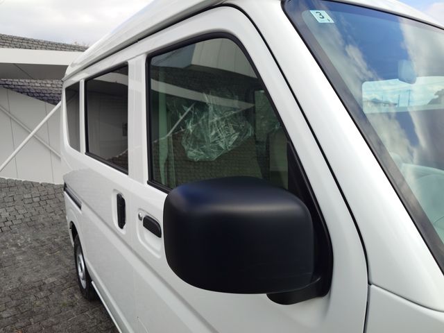 MITSUBISHI MINICAB VAN 2025 Image 31