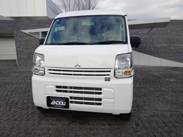 MITSUBISHI MINICAB VAN 2025 Image 31
