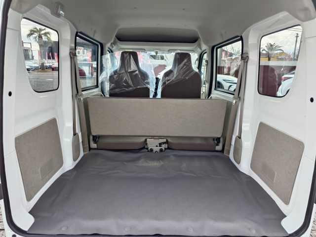 MITSUBISHI MINICAB VAN 2025 Image 31