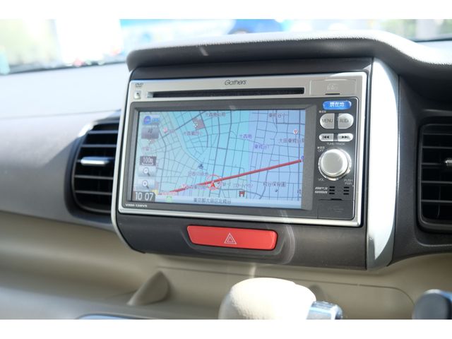 HONDA N BOX 2013 Image 31