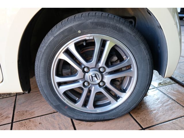 HONDA N BOX 2013 Image 31