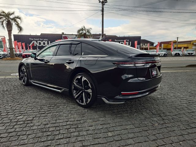 TOYOTA CROWN SEDAN HYBRID 2024 Image 31