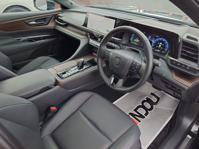 TOYOTA CROWN SEDAN HYBRID 2024 Image 31
