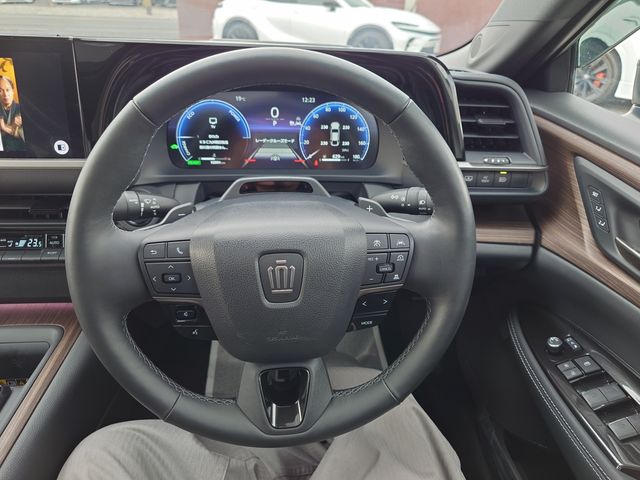 TOYOTA CROWN SEDAN HYBRID 2024 Image 31