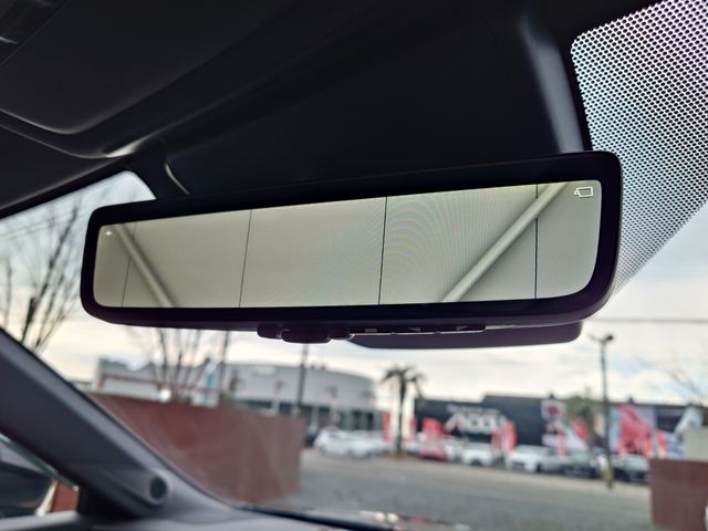 TOYOTA CROWN SEDAN HYBRID 2024 Image 31