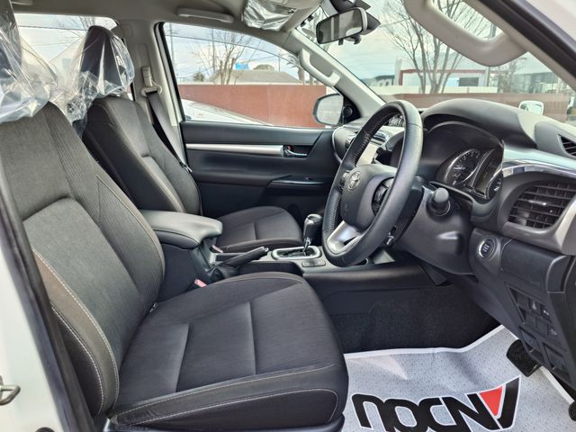 TOYOTA HILUX 4WD 2021 Image 31