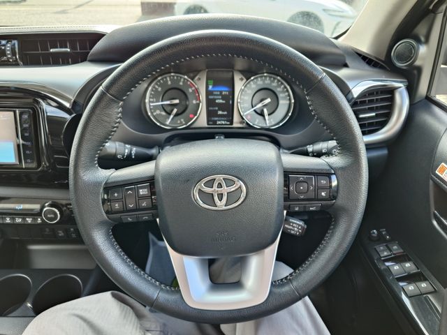 TOYOTA HILUX 4WD 2021 Image 31