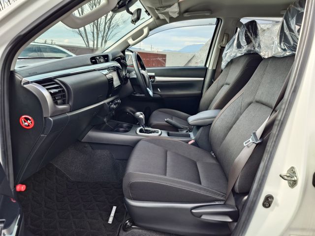 TOYOTA HILUX 4WD 2021 Image 31