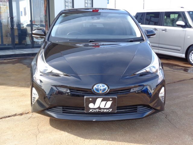 TOYOTA PRIUS 2016 Image 31