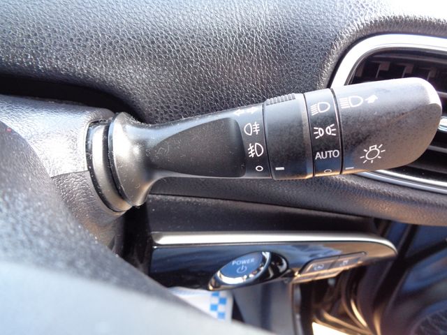 TOYOTA PRIUS 2016 Image 31