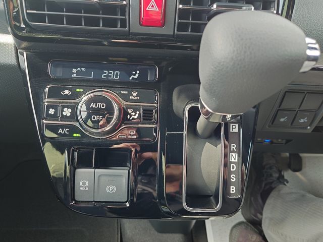 DAIHATSU TANTO CUSTOM 2024 Image 31