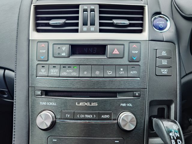 TOYOTA LEXUS HS250H 2017 Image 31