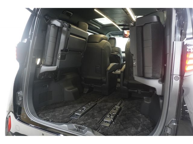 TOYOTA ALPHARD 2025 Image 31