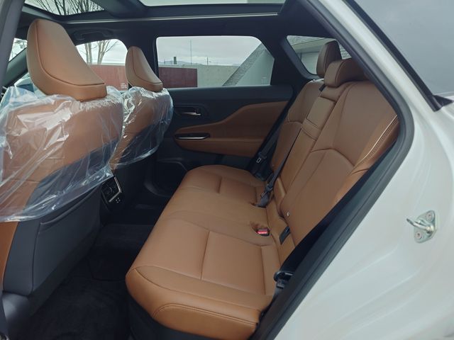 TOYOTA CROWN ESTATE 4WD 2025 Image 31