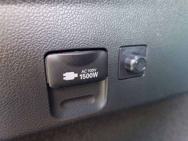 TOYOTA PRIUS 2022 Image 31