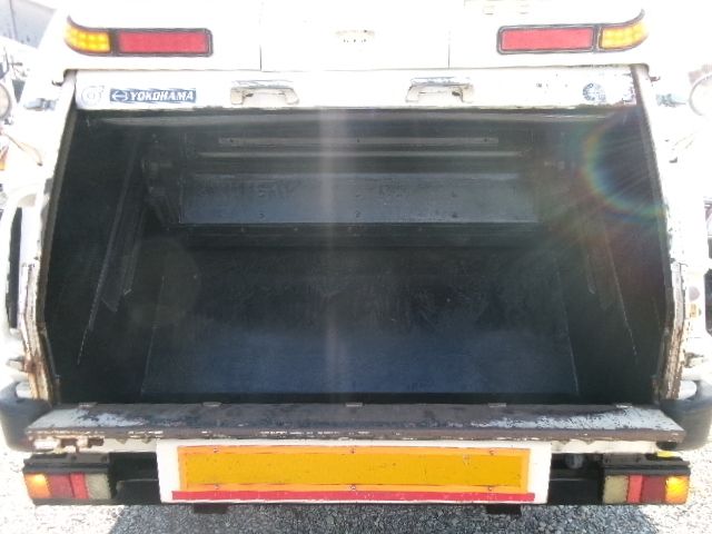 HINO DUTRO 2007 Image 31