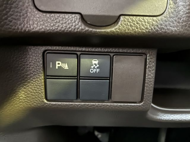 HONDA N BOX 2022 Image 31