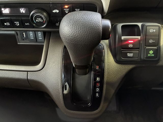 HONDA N BOX 2022 Image 31