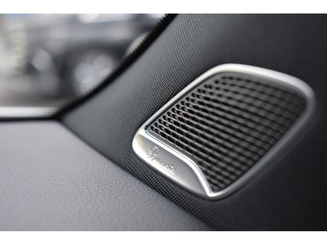 MERCEDES BENZ EQA 2025 Image 31