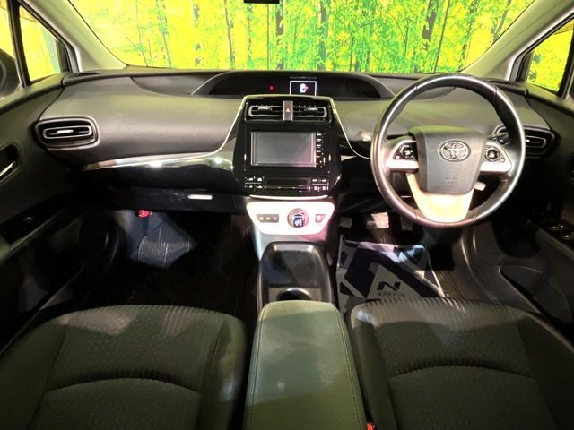 TOYOTA PRIUS 2016 Image 31